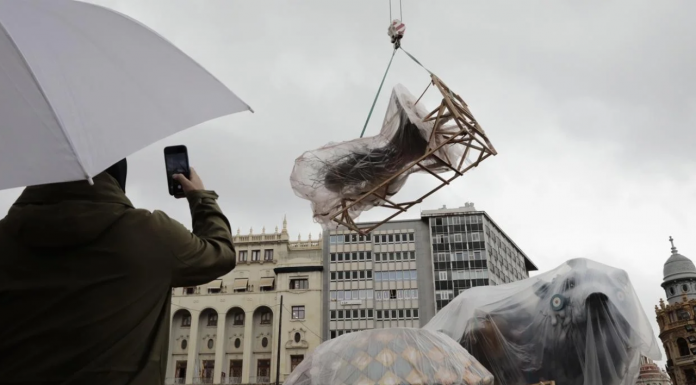 El tiempo de Valencia en Fallas: así afectará al paso de la borrasca Konrad Valencia adelanta la petición de permisos para Fallas 2026 con normas más estrictas para carpas y puestos/ EFE