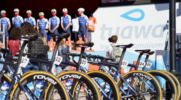 Tuawa y la VCV ahorrarán más de 106.000 botellas de plástico y 30 toneladas de CO2 en la Volta a la Comunitat Tuawa by Global Omnium y la VCV ahorrarán más de 106.000 botellas de plástico y 30 toneladas de CO2 a la atmósfera en la Volta a la Comunitat