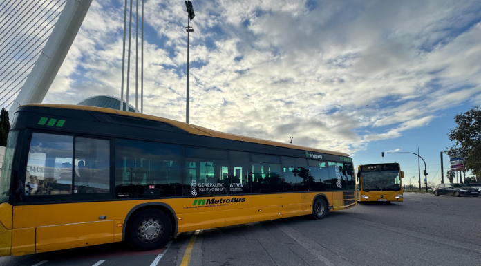 Tres nuevas líneas de autobús conectan desde hoy Valencia Tres nuevas líneas de autobús conectan desde hoy Valencia