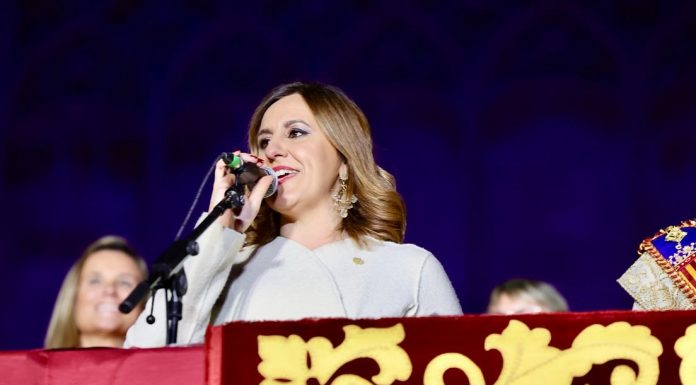 María José Catalá: «En estas fallas abrimos nuestro corazón a los falleros que vienen de otros pueblos»