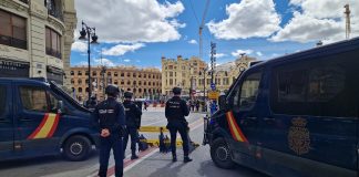Un indigente mata a otro para refugiarse de la lluvia en el centro de Valencia