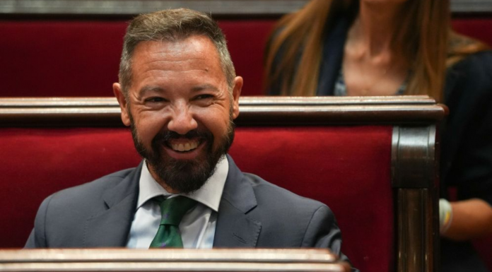 Vox expulsa a Juanma Badenas tras la filtración de audios sobre una presunta corrupción Vox expulsa a Juanma Badenas tras la filtración de audios sobre una presunta corrupción