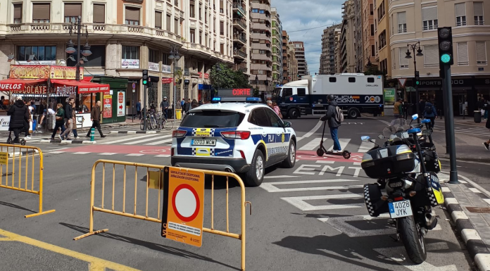 Nuevas reglas y multas de la DGT: los cambios que afectan a Valencia desde 2026 El centro de Valencia prepara su cierre al tráfico: calles cortadas, horarios y requisitos de acceso en Fallas