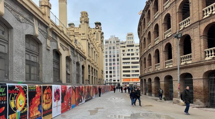 Abren el acceso a la calle Alicante durante Fallas