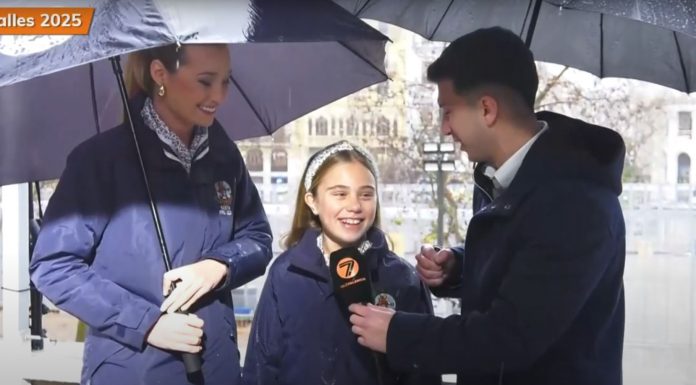 Las Falleras Mayores de Valencia viven su entrevista más surrealista: “Disfrutamos de lo que se puede”