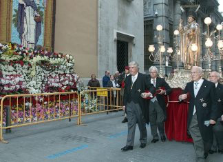 València da el pistoletazo de salida a las fiestas de Sant Vicent Ferrer con un cartel lleno de tradición y modernidad