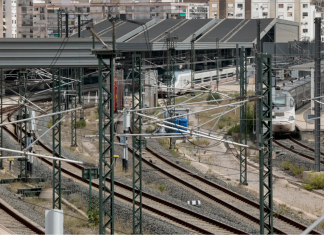 El soterramiento de Serrería enfrenta a Catalá y Puente: "Jugar al gato y al ratón se va acabando"