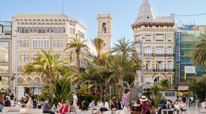 El reto de vivir en Valencia: los distritos más caros y más baratos para comprar piso en 2025 El reto de vivir en Valencia: los distritos más caros y más baratos para comprar piso en 2025