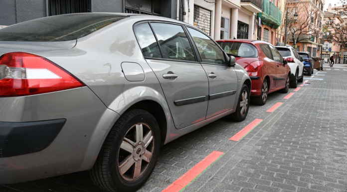 El barrio de la Petxina transforma su aparcamiento: las nuevas zonas de ORA y requisitos para aparcar