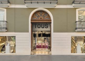 La tienda Tous más grande de España abre sus puertas en el centro de Valencia