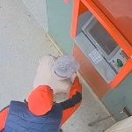 Atraca a una mujer de 79 años cuando sacaba dinero en un cajero en Requena
