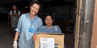 BBVA dona muebles y equipos tecnológicos a comercios afectados por la DANA