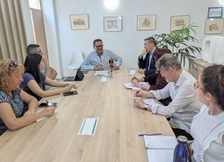 El Ideco de l’Horta Sud premia a l’escriptor Ferran Torrent i a l’actriu María Almudéver