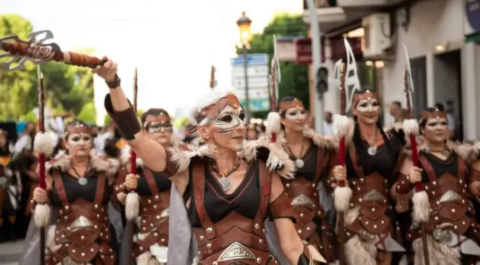 Rafelbunyol acoge por primera vez una entrada de Moros y Cristianos