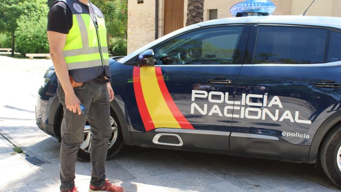 Británica detenida en Benidorm por estrangular a su amiga