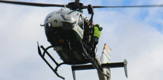 La Guardia Civil toma Requena por aire y tierra en una macrorredada antidroga sin precedentes