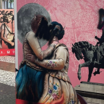 Una oleada de ataques LGTBIfóbicos sabotea una exposición en Gandia Una oleada de ataques LGTBIfóbicos en Gandia sabotea una exposición en plena calle