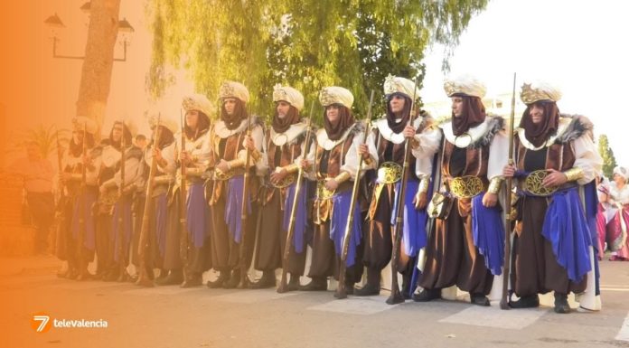 Rafelbunyol viu els seus primers Moros i Cristians