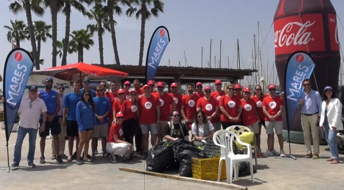 El proyecto Mares Circulares de Coca-Cola limpia el entorno marino de Valencia