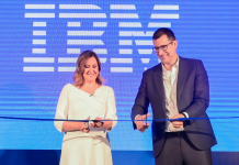 IBM contratará a 100 ingenieros y comerciales para trabajar en la Marina de Valencia IBM contratará a 100 ingenieros y comerciales con idiomas para trabajar en la Marina de Valencia