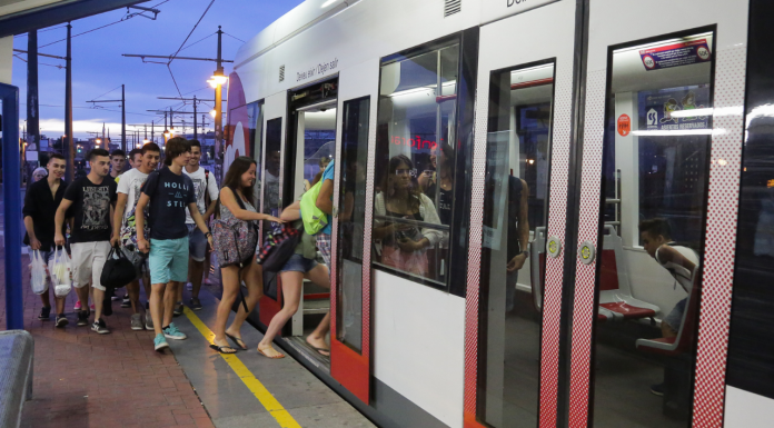 Metrovalencia anuncia horarios especiales por la Noche de San Juan en una jornada sin taxis Metrovalencia anuncia horarios especiales por la Noche de San Juan en una jornada sin taxis