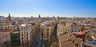 El precio del alquiler vacía Valencia: un tercio de los vecinos se muda a la periferia