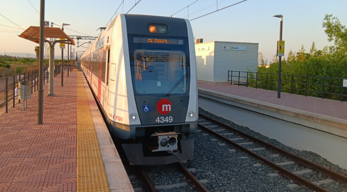 Un arrollamiento en Paterna paraliza la Línea 2 de Metrovalencia Un arrollamiento en Paterna paraliza la Línea 2 de Metrovalencia