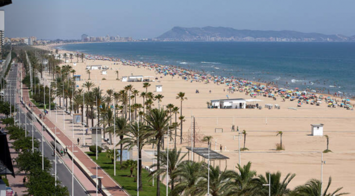 Fallece ahogada una mujer en la playa de Gandia Fallece ahogada una mujer en la playa de Gandia