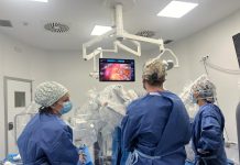 El robot Hugo RAS supera las 100 cirugías en el Hospital Arnau de Vilanova