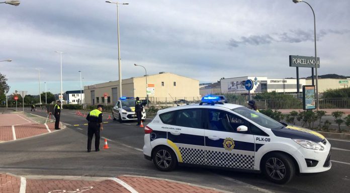 Cuatro jóvenes dan una paliza a otro en Xàbia