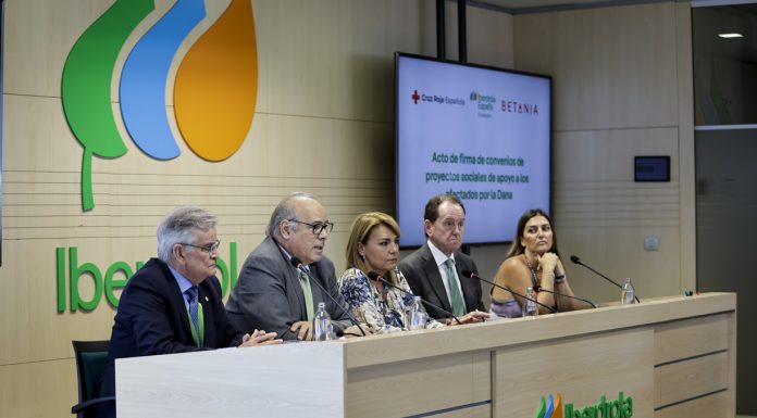 Iberdrola y Cruz Roja dan ayudas a familias afectadas por la DANA La Fundación Iberdrola España destina más de 700.000 euros a proyectos solidarios por la DANA en colaboración con Cruz Roja y Betania