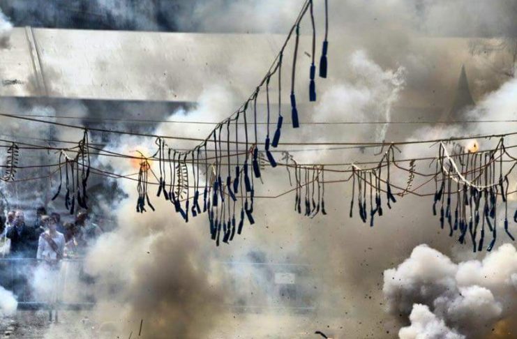 Mascletá durante la celebración de Fallas