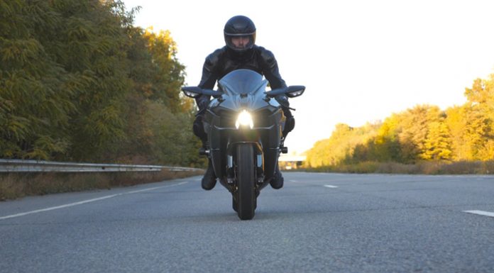 En la última década casi 2.400 motoristas han perdido la vida en las carreteras