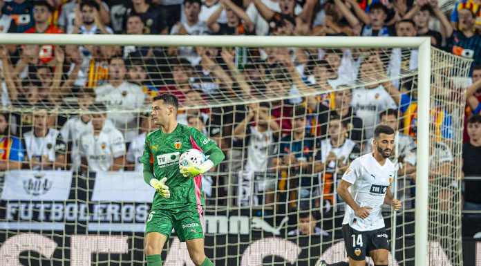 El Valencia CF empieza la Liga empatando