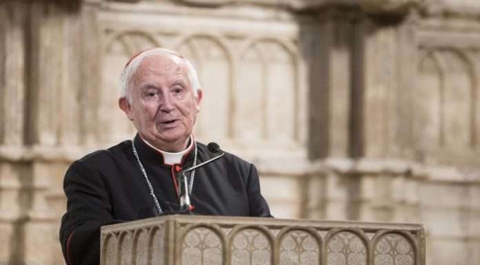 Hospitalizan al cardenal Cañizares por su delicado estado de salud