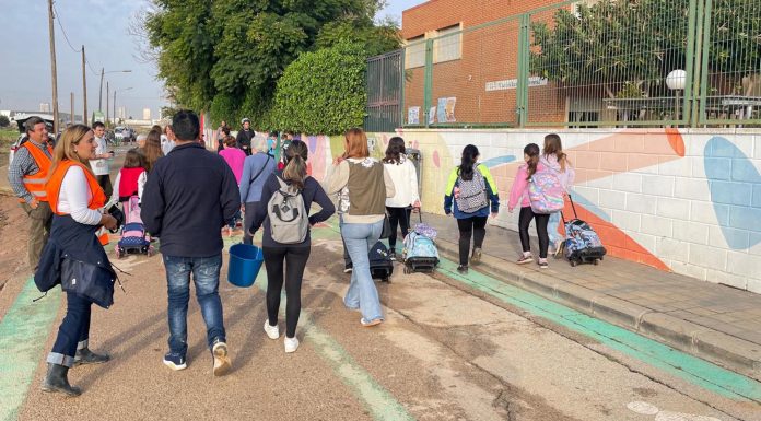 Listado de municipios que suspenden las clases escolares este lunes