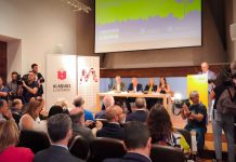 El Ministro de Política Territorial y Memoria Democrática se reúne con los municipios afectados por la DANA Torres presentando el visor de los municipios afectados por la DANA