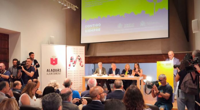 Torres presentando el visor de los municipios afectados por la DANA