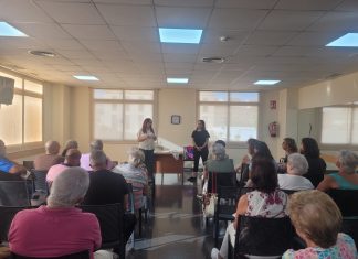 Benetússer organitza una acció d’art públic d’homenatge a les víctimes de la riuada 7televalencia Reunión informativa proyecto artístico homenaje riada Benetússer