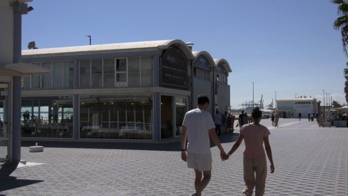 CAPTURA CHIRINGUITOS MALVARROSA Chiringuitos de la playa de la Malva-rosa