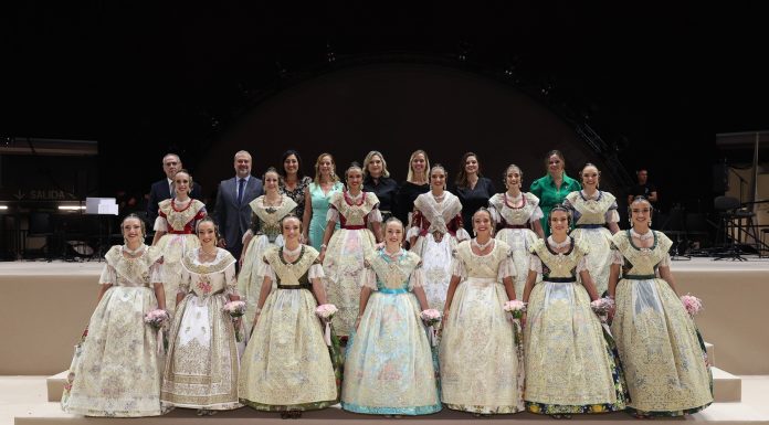 Estas son las 13 candidatas a Fallera Mayor de Valencia 2026