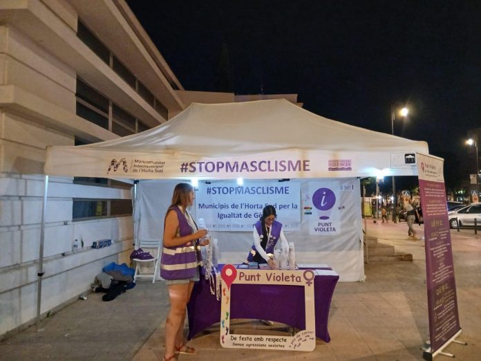 Imagen de un punto violeta situado en Quart de Poblet durante el pasado mes de junio Punto Violeta en Quart de Poblet