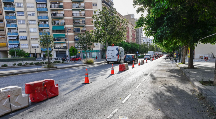 Las obras del nuevo carril bici de Valencia eliminan un carril de circulación Las obras del nuevo carril bici de Valencia eliminan un carril de circulación