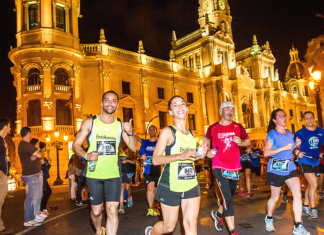 Valencia se cierra al tráfico este fin de semana por la 15K nocturna: calles cortadas, recorrido y horario