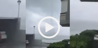 VÍDEO | Una impresionante tromba marina sorprende en el Mareny Blau