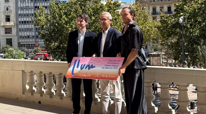 Así es «Llum» el primer espectáculo para la Elección de las candidatas a Fallera Mayor en el Roig Arena