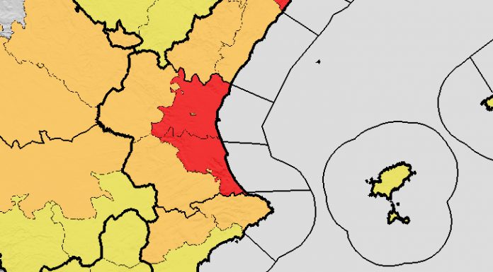 Aemet activa el aviso rojo en Valencia por inundaciones