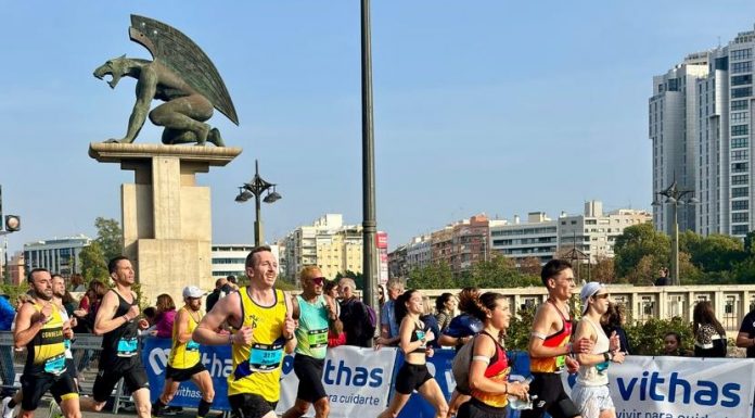 Oftalmólogos de Vithas Valencia Turia aconsejan vida activa para prevenir enfermedades visuales graves