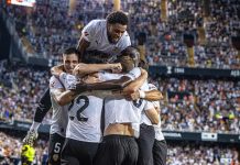 El Valencia CF gana al Athletic Club con dos goles que le valen tres puntos
