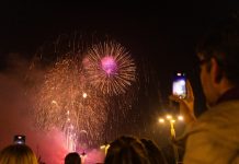 València programa piromusicales todos los sábados hasta enero y apuesta por una Navidad espectacular Cómo y dónde ver el castillo de fuegos artificiales del 9 de octubre